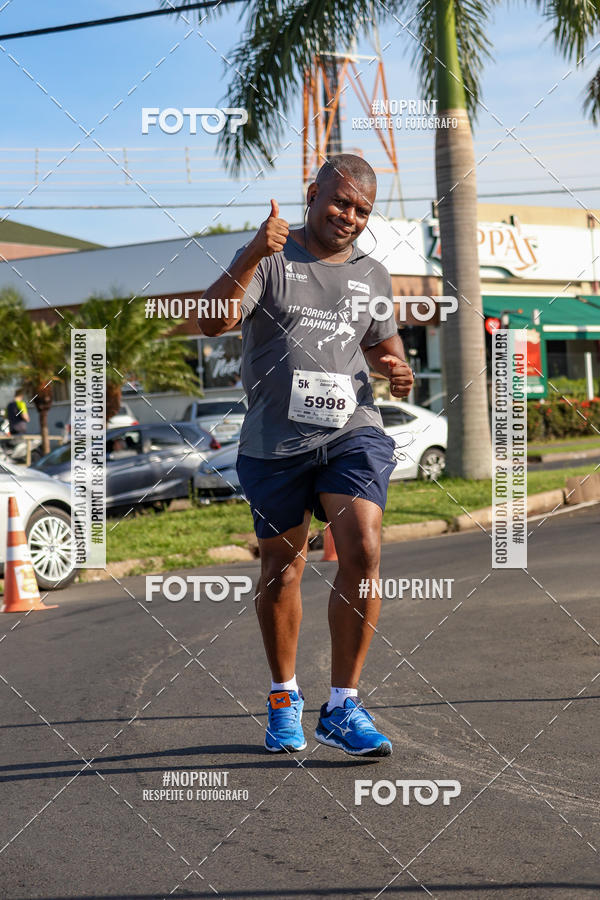 Buy your photos of the event11� Corrida Dahma on Fotop