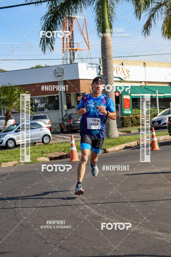 Buy your photos of the event11� Corrida Dahma on Fotop