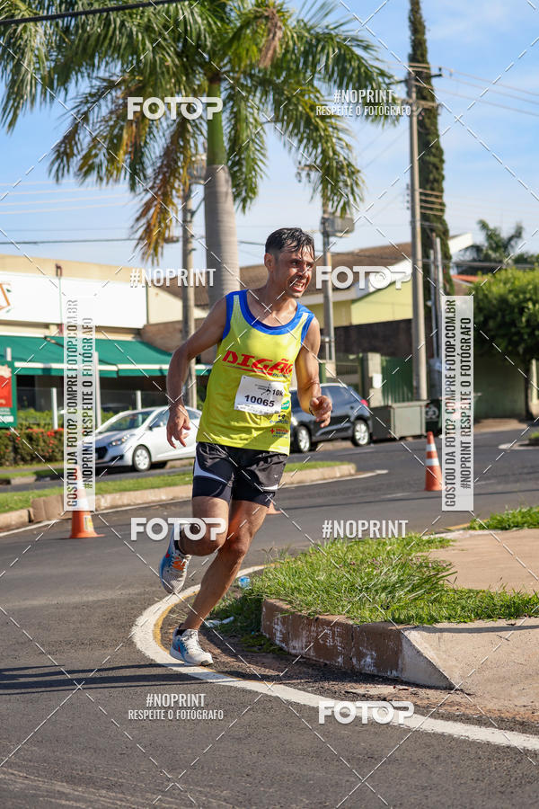 Buy your photos of the event11� Corrida Dahma on Fotop