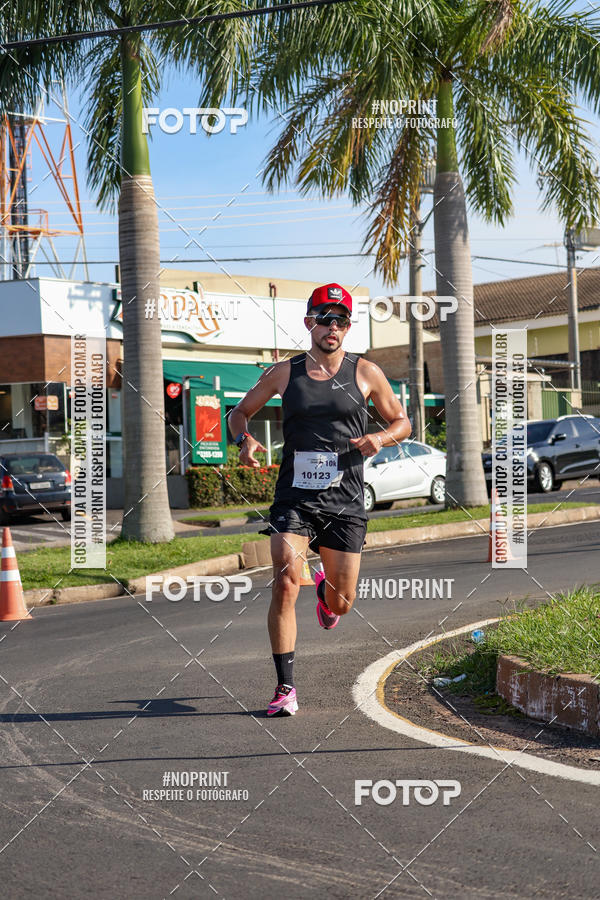 Buy your photos of the event11� Corrida Dahma on Fotop