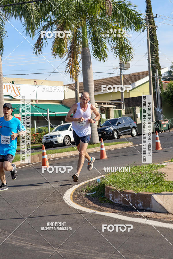 Buy your photos of the event11� Corrida Dahma on Fotop