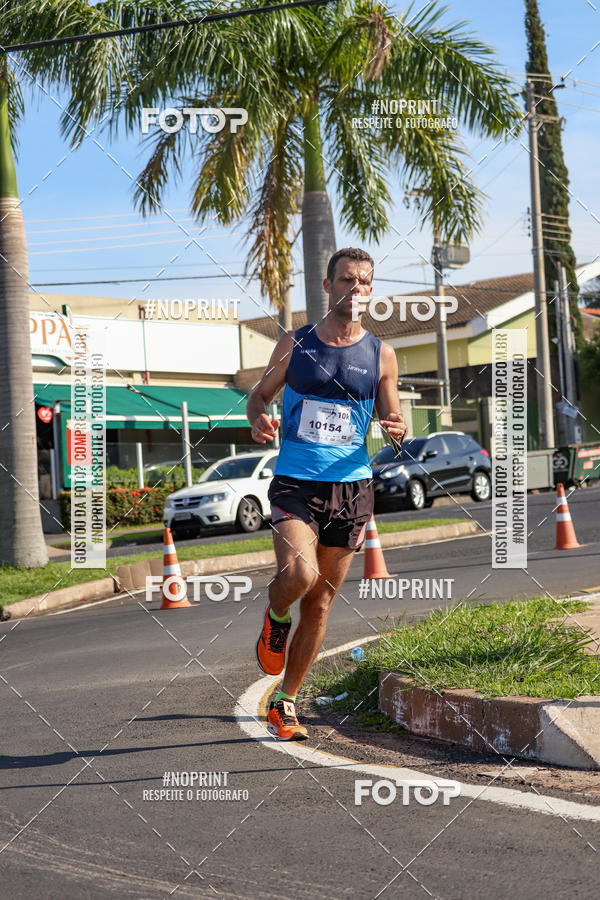 Buy your photos of the event11� Corrida Dahma on Fotop