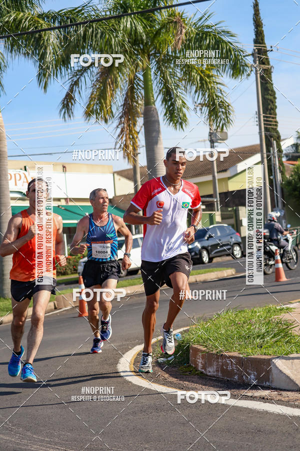 Buy your photos of the event11� Corrida Dahma on Fotop