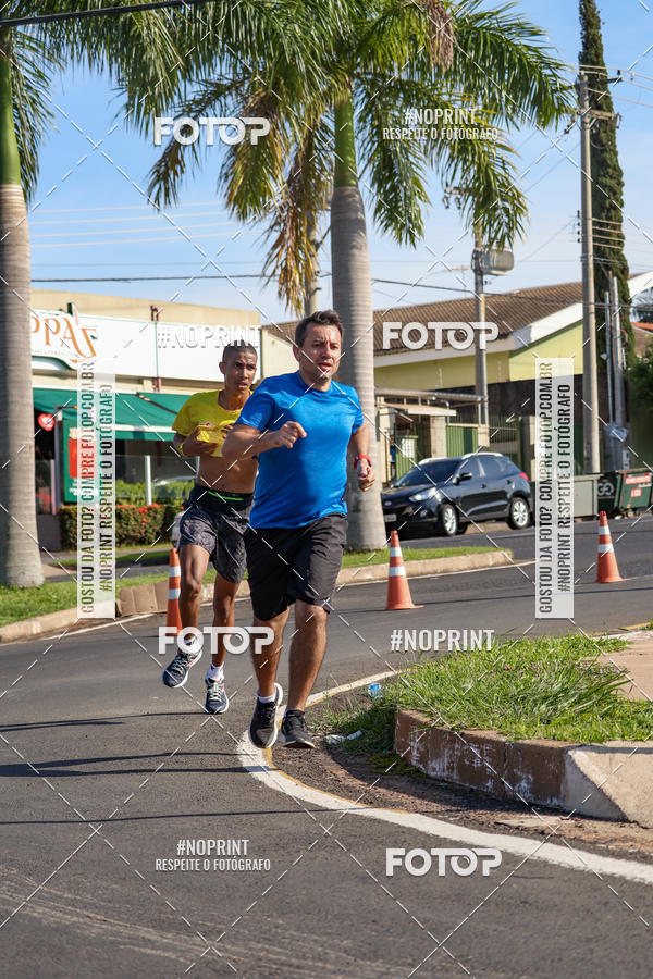 Buy your photos of the event11� Corrida Dahma on Fotop