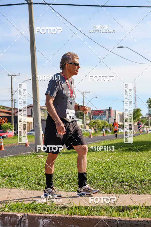 Buy your photos of the event11� Corrida Dahma on Fotop