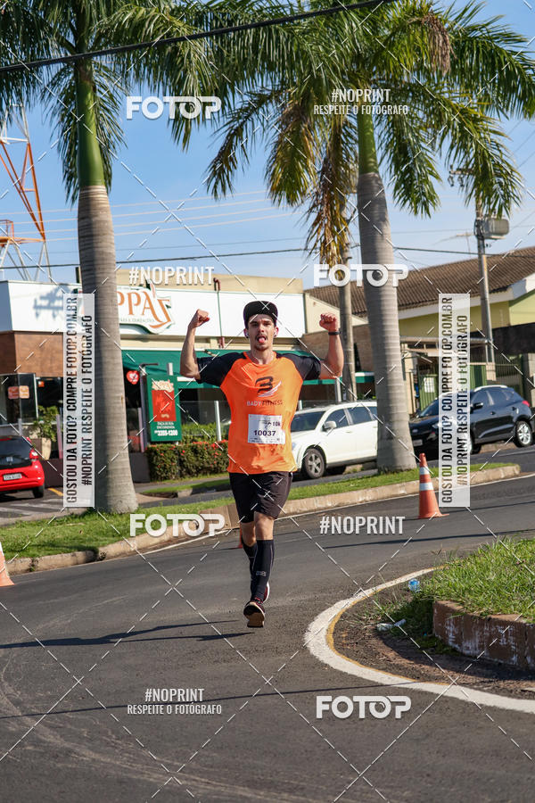 Buy your photos of the event11� Corrida Dahma on Fotop
