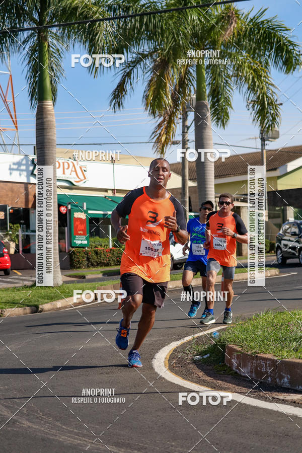 Buy your photos of the event11� Corrida Dahma on Fotop