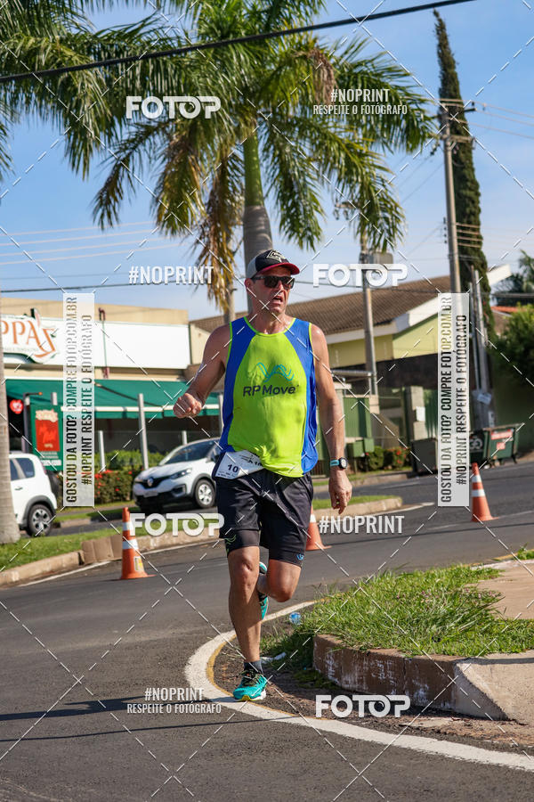 Buy your photos of the event11� Corrida Dahma on Fotop