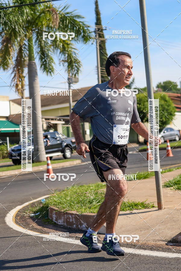 Buy your photos of the event11� Corrida Dahma on Fotop
