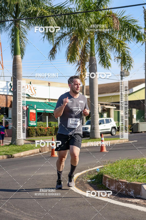 Buy your photos of the event11� Corrida Dahma on Fotop