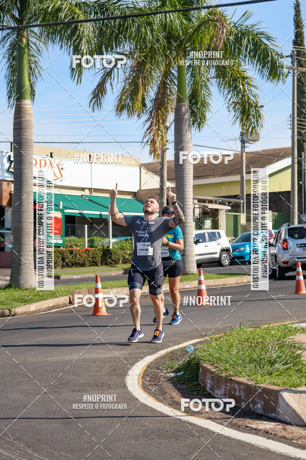 Buy your photos of the event11� Corrida Dahma on Fotop