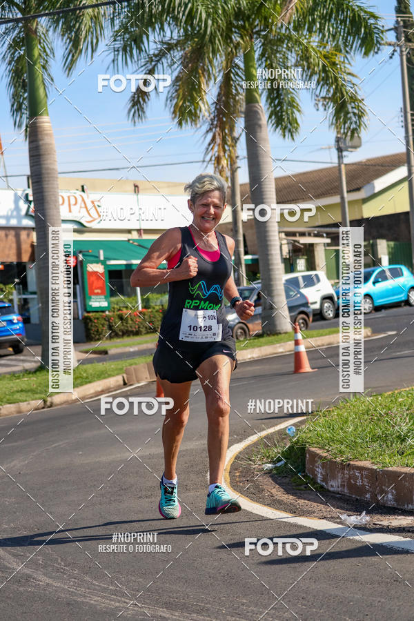 Buy your photos of the event11� Corrida Dahma on Fotop