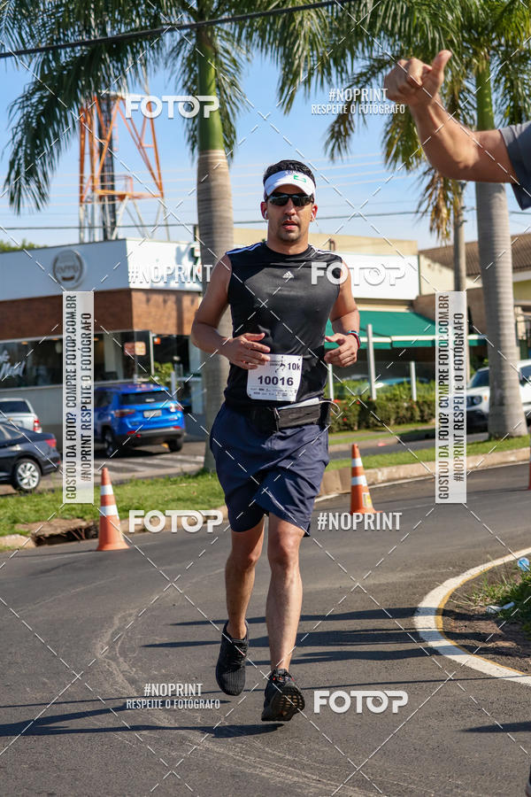 Buy your photos of the event11� Corrida Dahma on Fotop