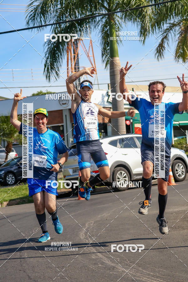 Buy your photos of the event11� Corrida Dahma on Fotop