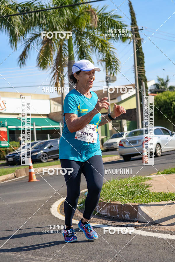 Buy your photos of the event11� Corrida Dahma on Fotop