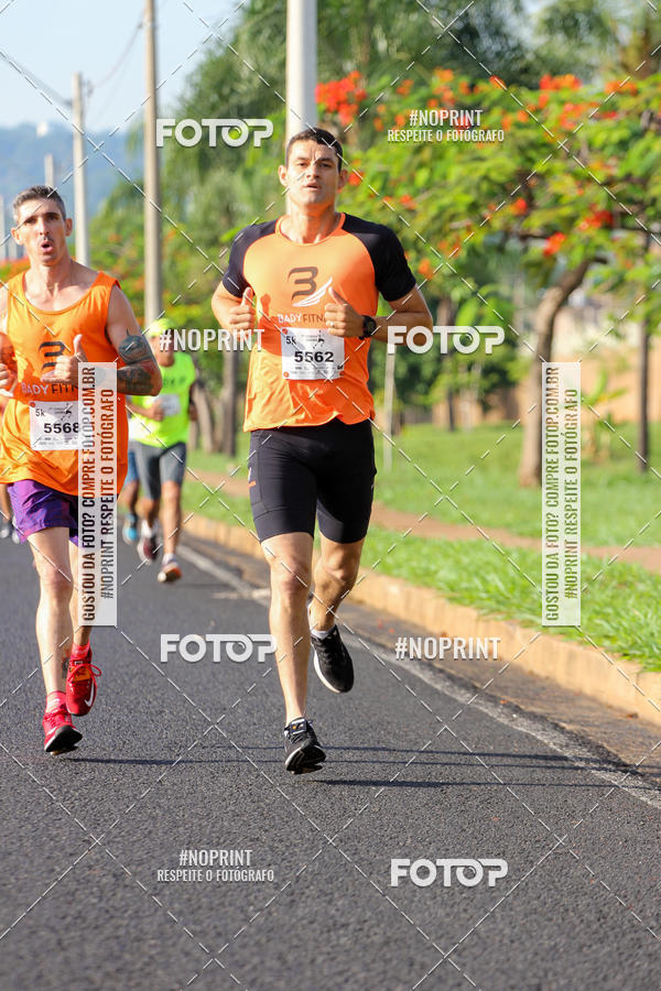 Buy your photos of the event11� Corrida Dahma on Fotop