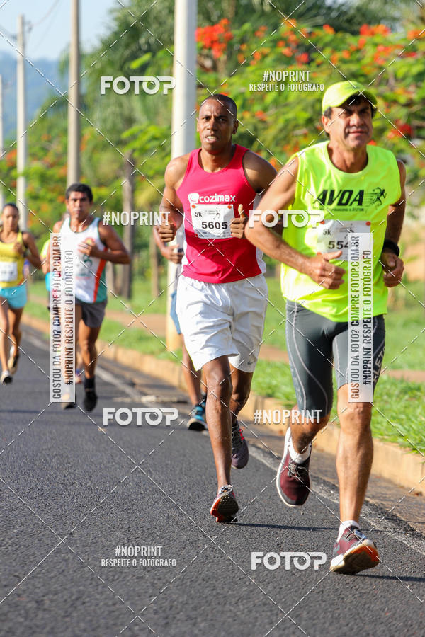 Buy your photos of the event11 Corrida Dahma on Fotop