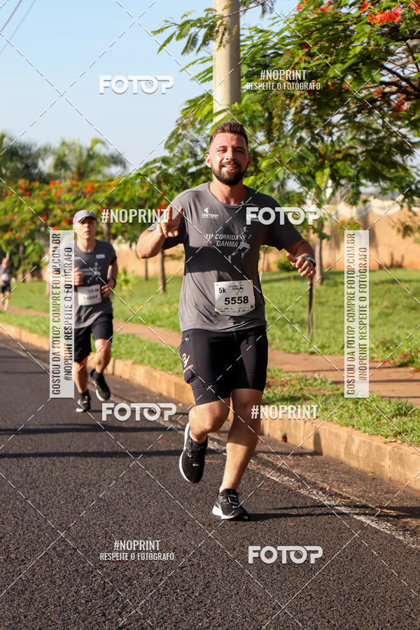Buy your photos of the event11� Corrida Dahma on Fotop