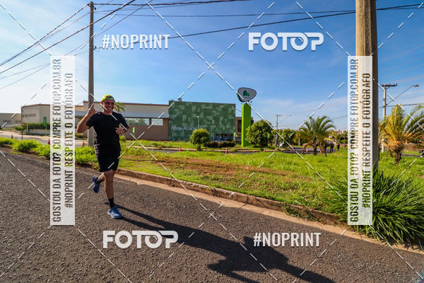 Buy your photos of the event11� Corrida Dahma on Fotop