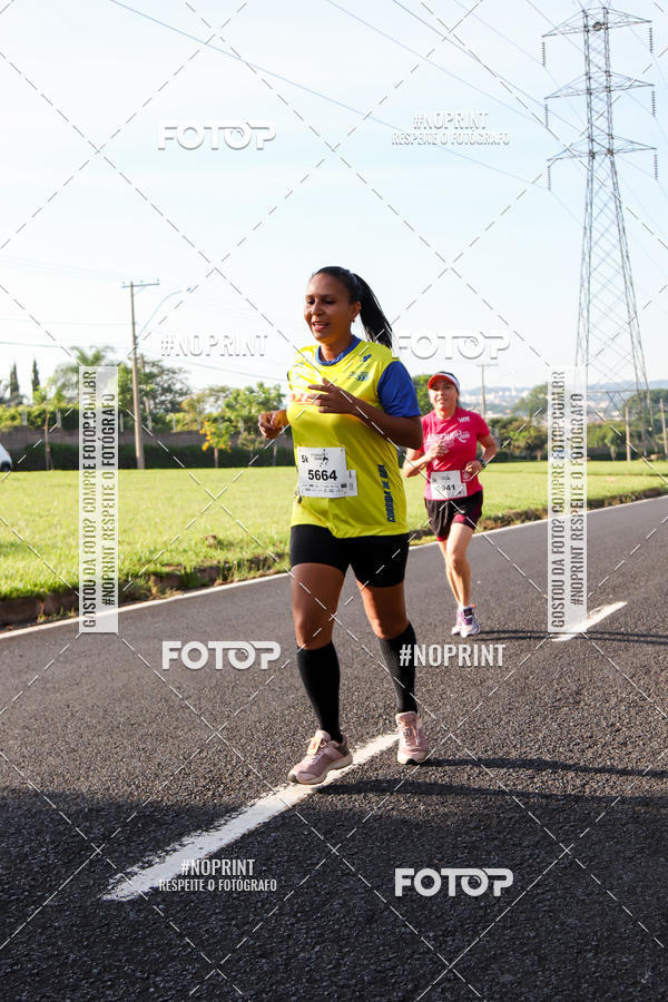 Buy your photos of the event11� Corrida Dahma on Fotop