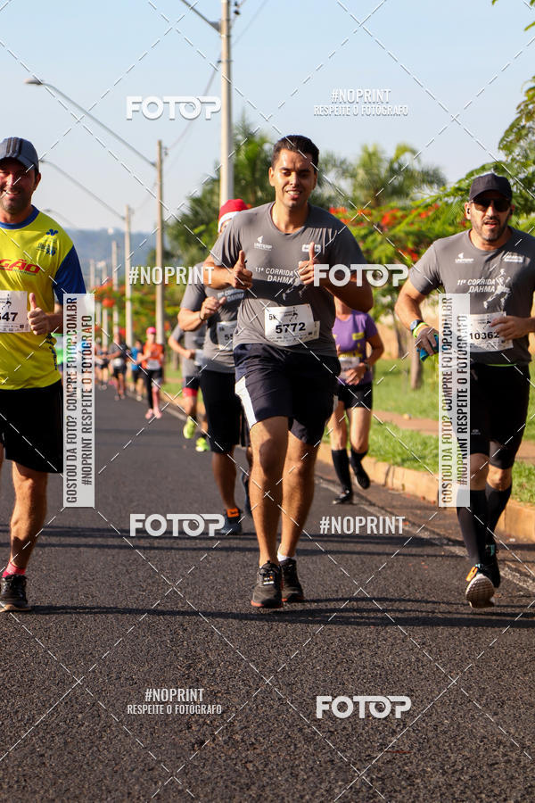 Buy your photos of the event11 Corrida Dahma on Fotop