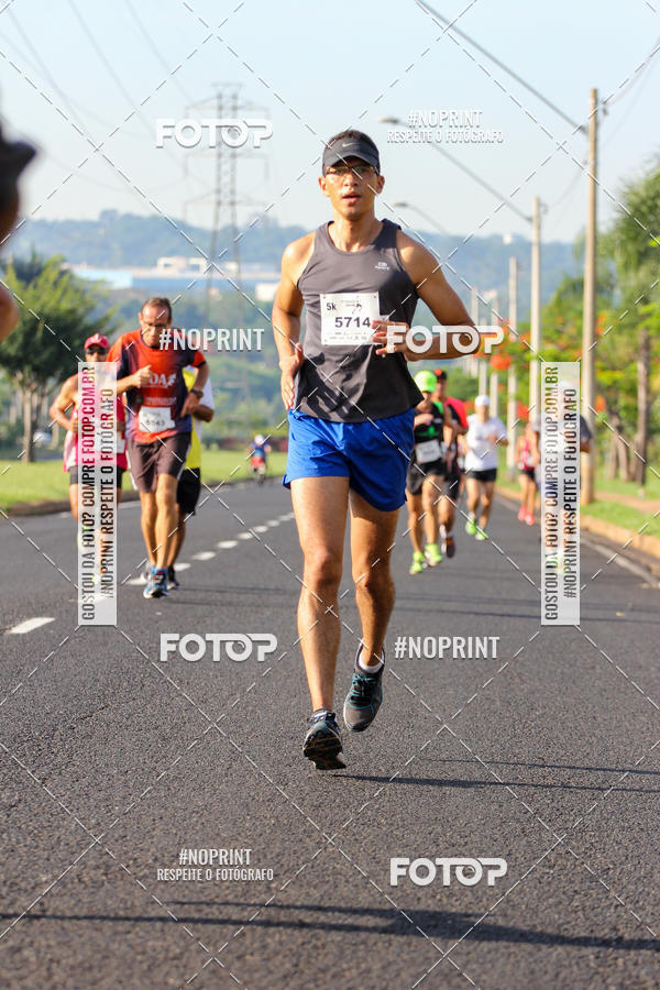 Buy your photos of the event11 Corrida Dahma on Fotop
