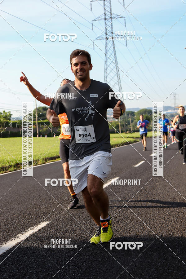 Buy your photos of the event11� Corrida Dahma on Fotop