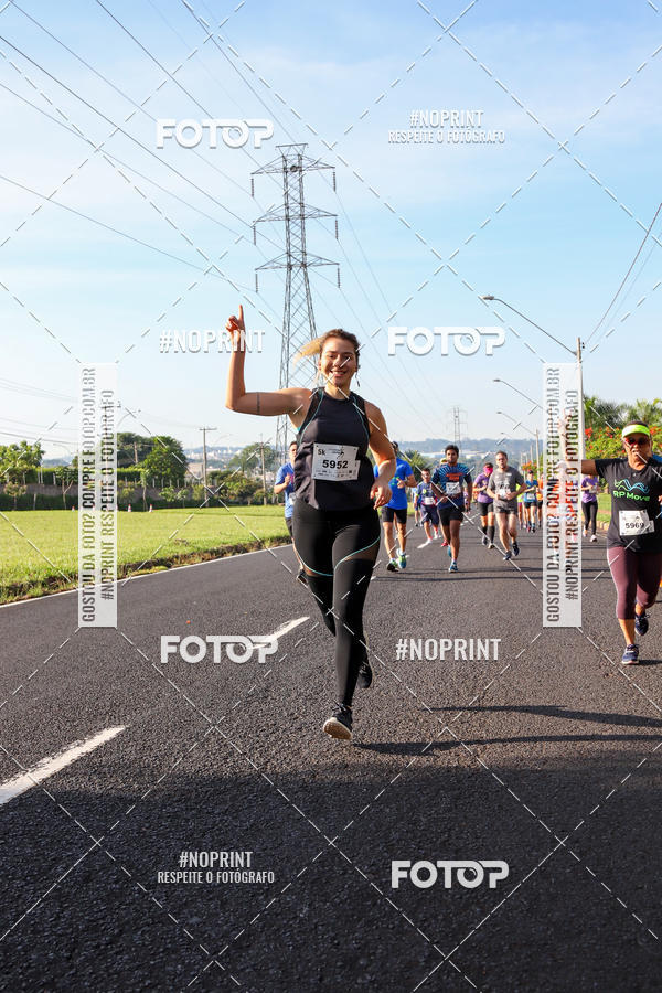 Buy your photos of the event11� Corrida Dahma on Fotop