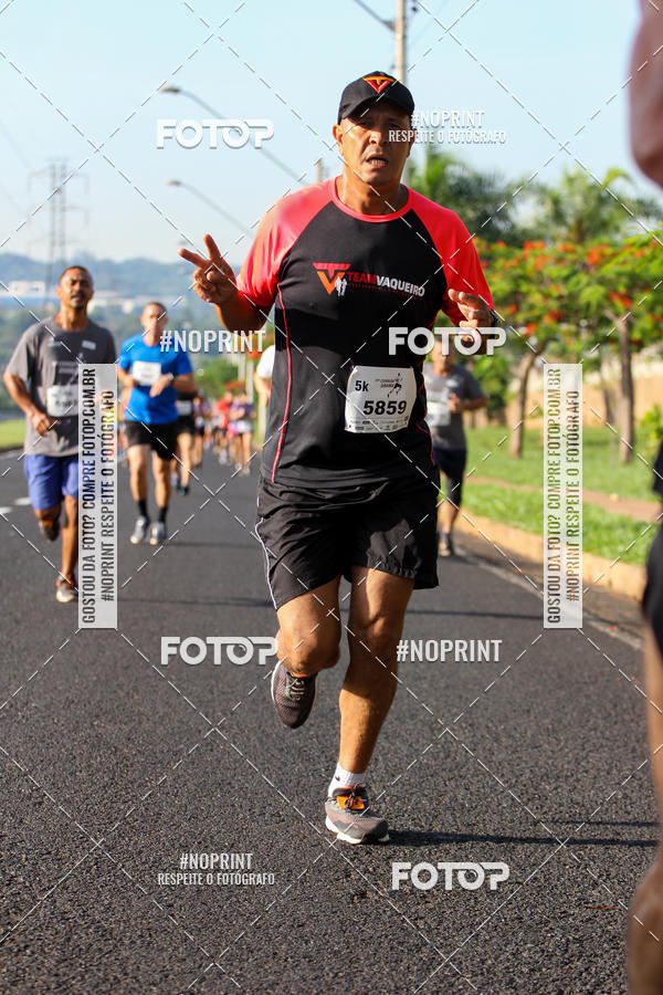 Buy your photos of the event11� Corrida Dahma on Fotop