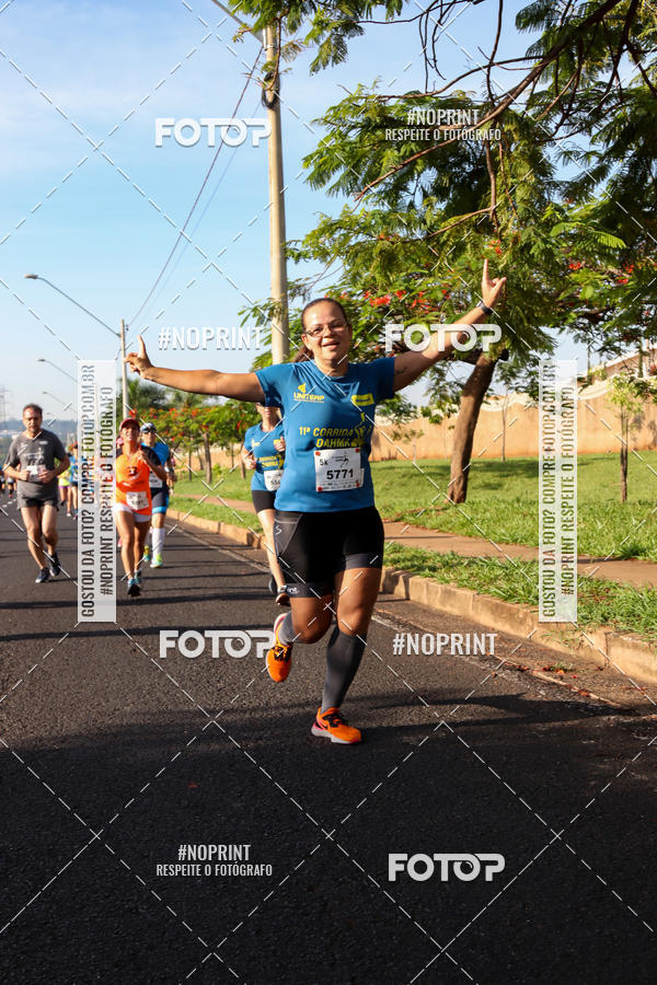 Buy your photos of the event11� Corrida Dahma on Fotop