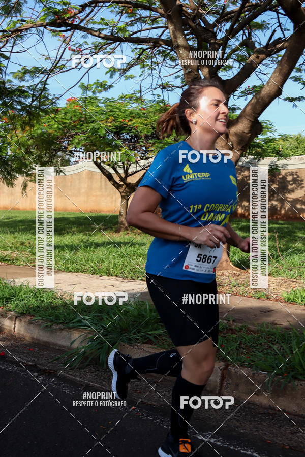 Buy your photos of the event11� Corrida Dahma on Fotop