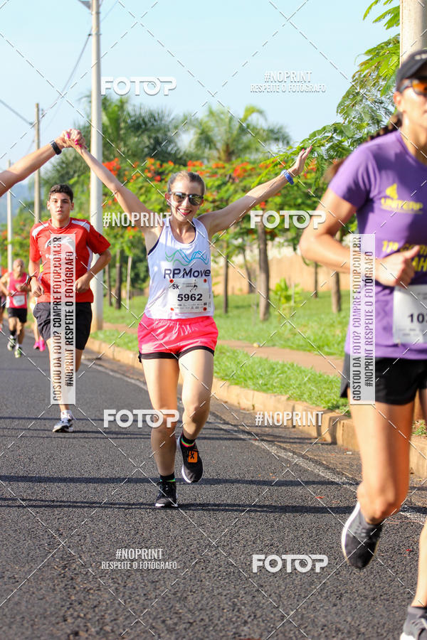 Buy your photos of the event11� Corrida Dahma on Fotop