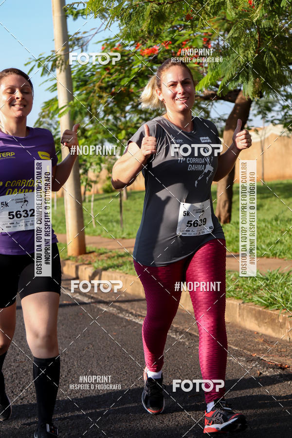 Buy your photos of the event11� Corrida Dahma on Fotop