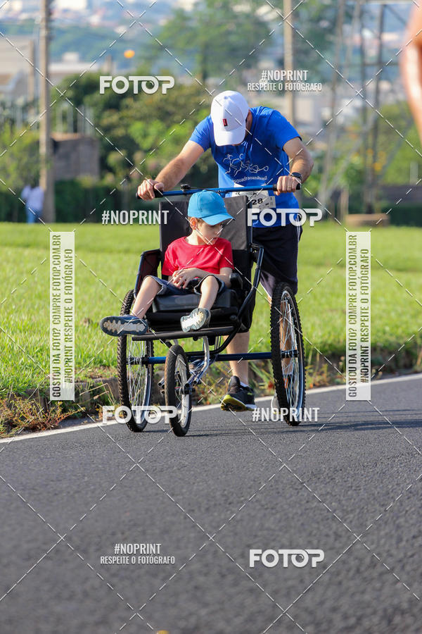 Buy your photos of the event11� Corrida Dahma on Fotop