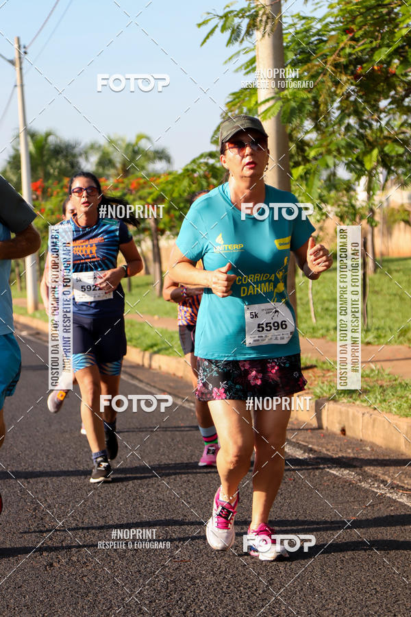 Buy your photos of the event11� Corrida Dahma on Fotop