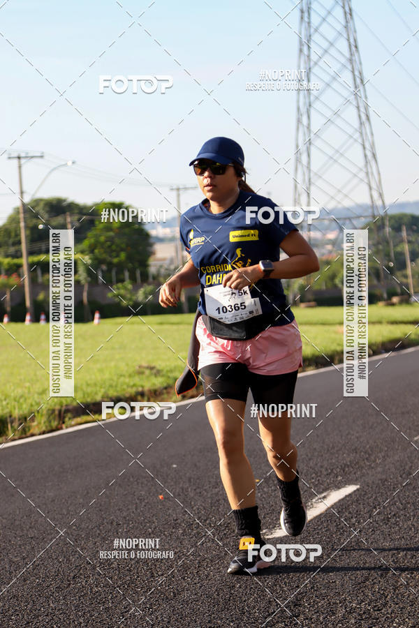 Buy your photos of the event11� Corrida Dahma on Fotop