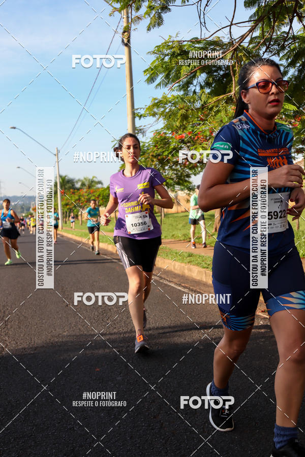 Buy your photos of the event11� Corrida Dahma on Fotop