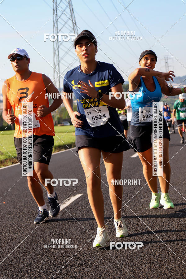 Buy your photos of the event11� Corrida Dahma on Fotop