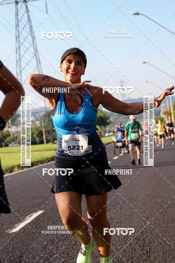 Buy your photos of the event11� Corrida Dahma on Fotop