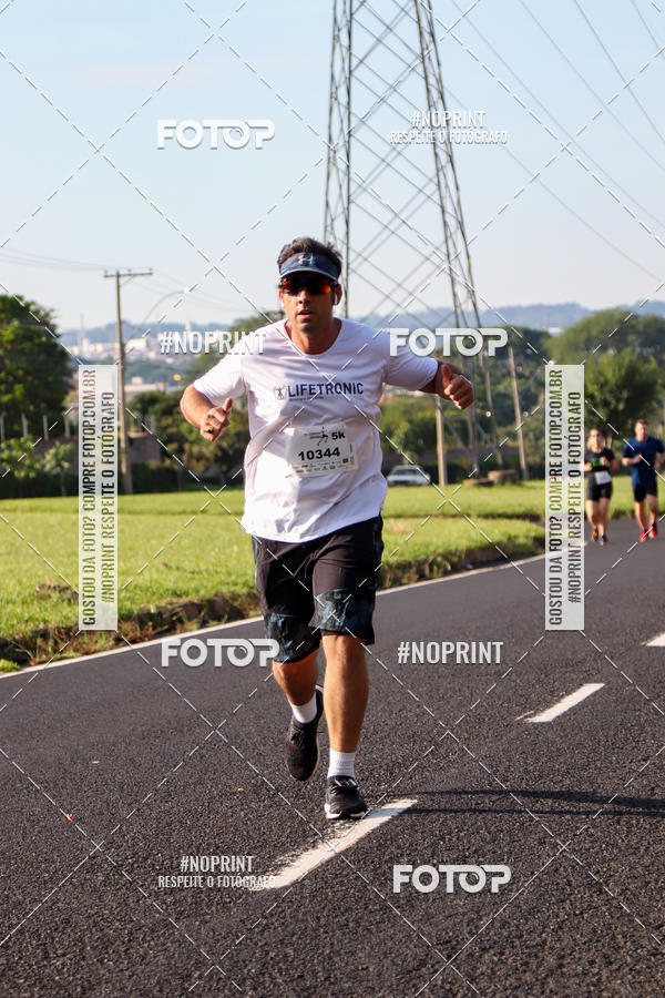 Buy your photos of the event11� Corrida Dahma on Fotop