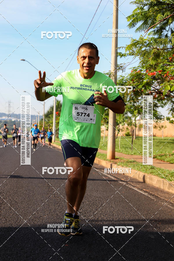 Buy your photos of the event11 Corrida Dahma on Fotop