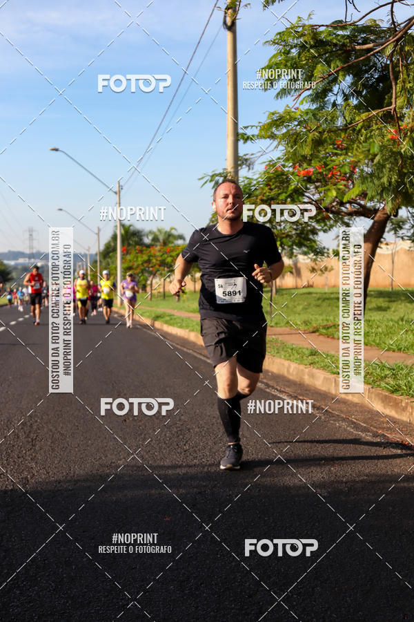 Buy your photos of the event11� Corrida Dahma on Fotop