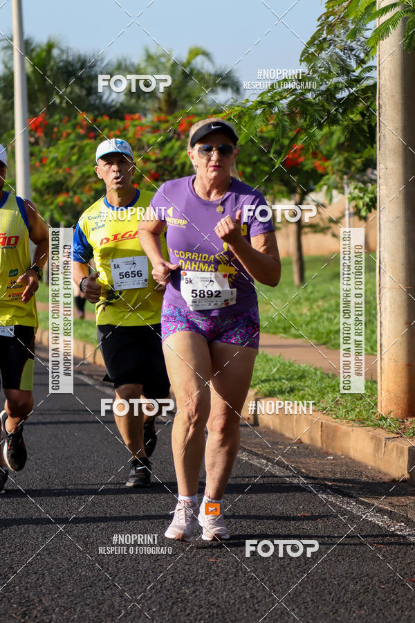 Buy your photos of the event11� Corrida Dahma on Fotop