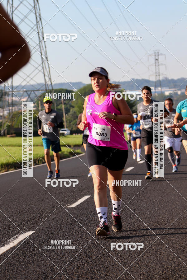 Buy your photos of the event11� Corrida Dahma on Fotop