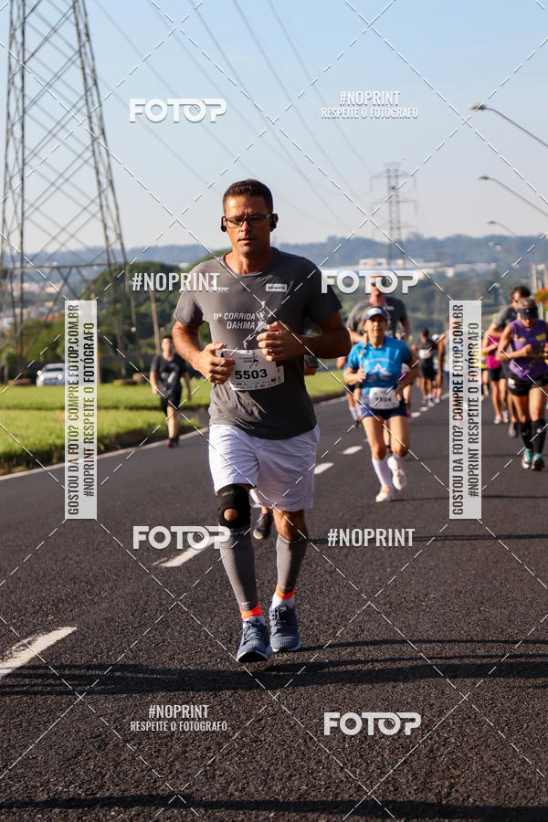 Buy your photos of the event11� Corrida Dahma on Fotop