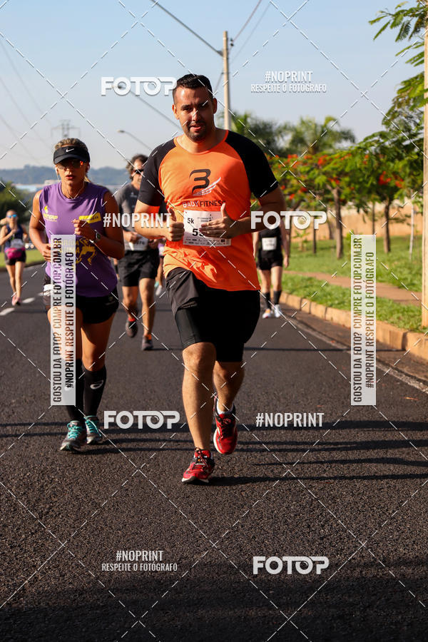 Buy your photos of the event11� Corrida Dahma on Fotop