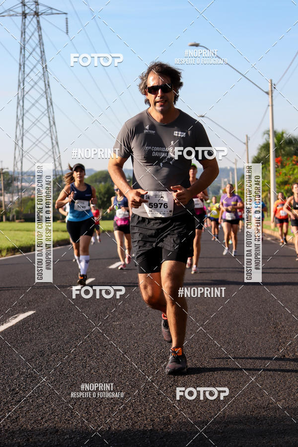 Buy your photos of the event11� Corrida Dahma on Fotop