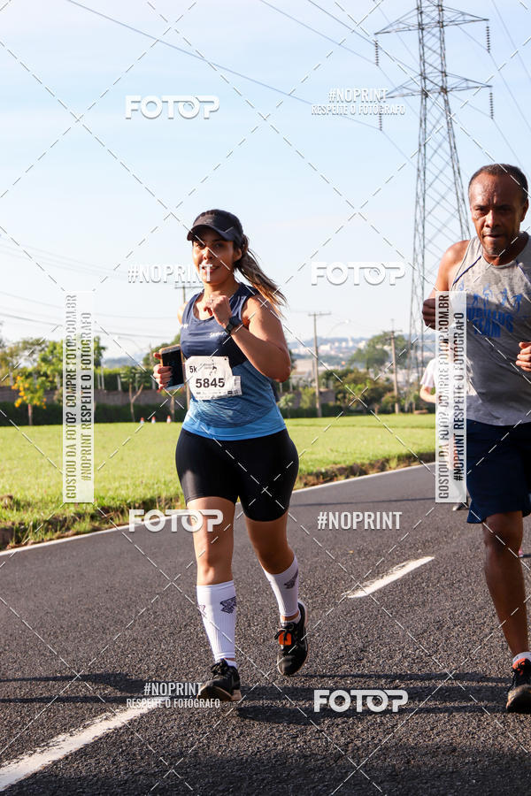 Buy your photos of the event11� Corrida Dahma on Fotop