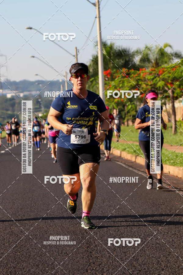 Buy your photos of the event11� Corrida Dahma on Fotop