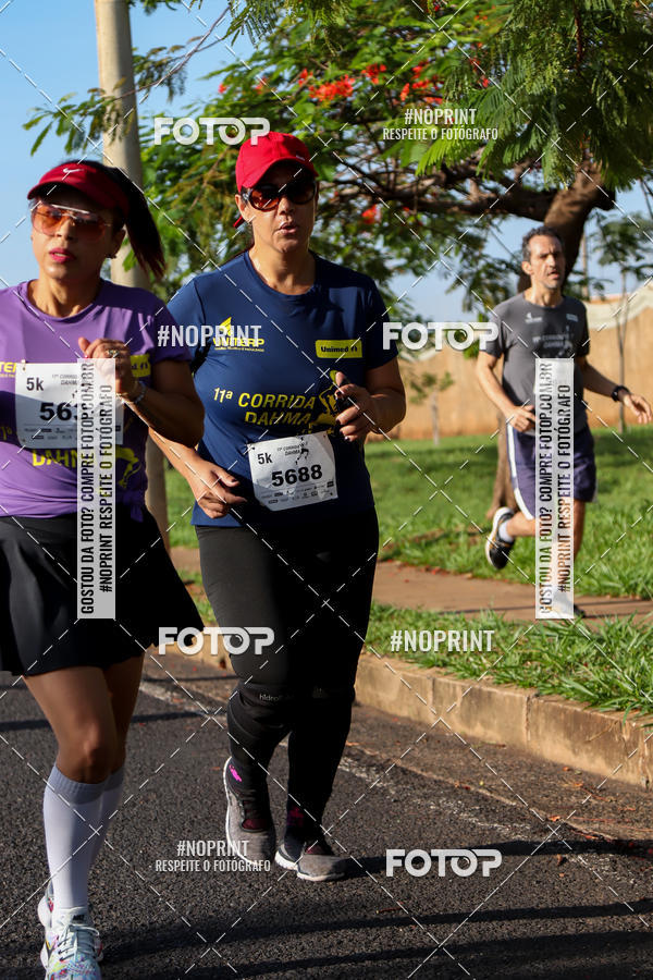 Buy your photos of the event11� Corrida Dahma on Fotop